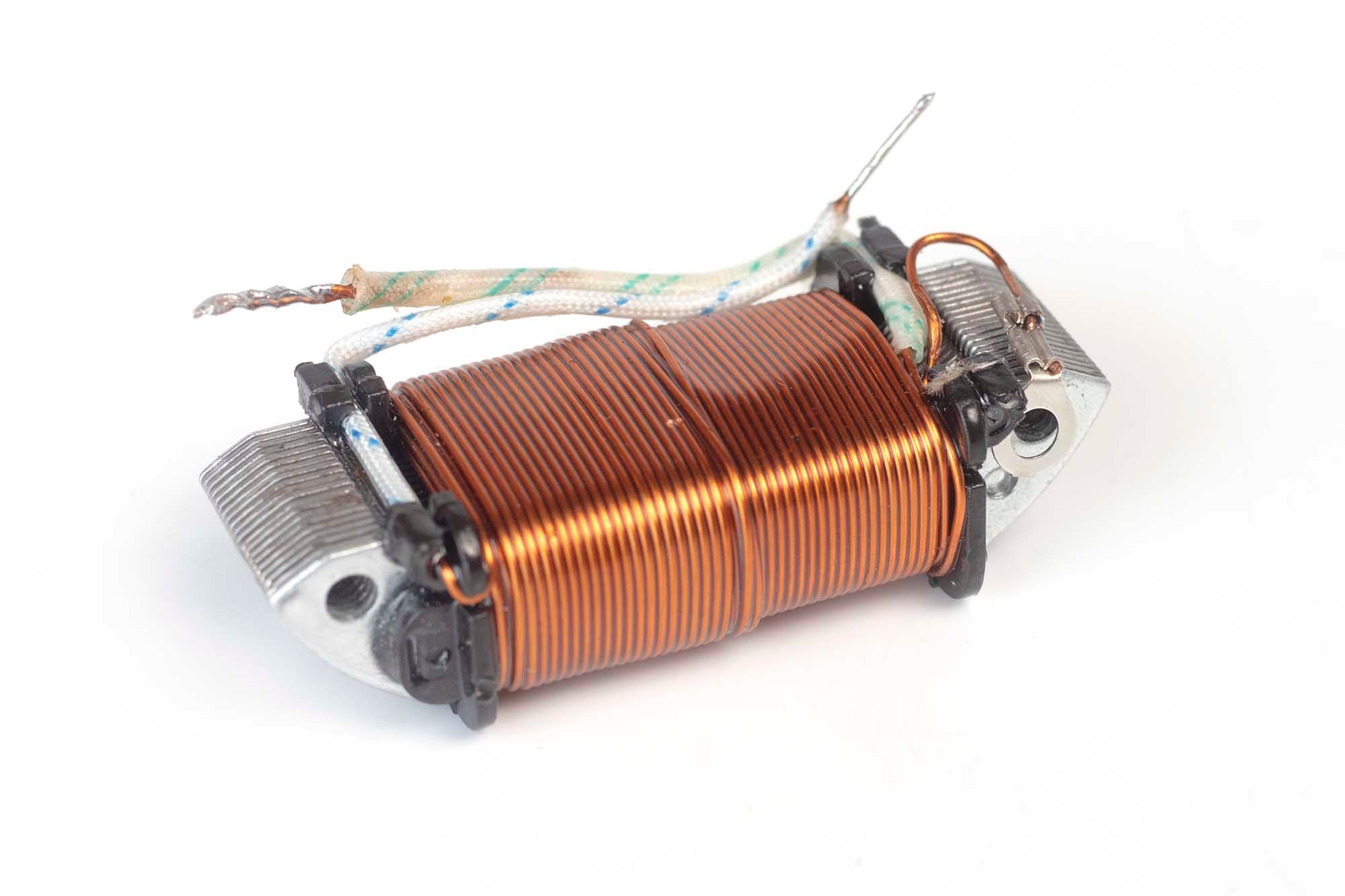 bobinas-de-luces 80cc (162-bob-luces-y-carga-fr-80-ax-100)