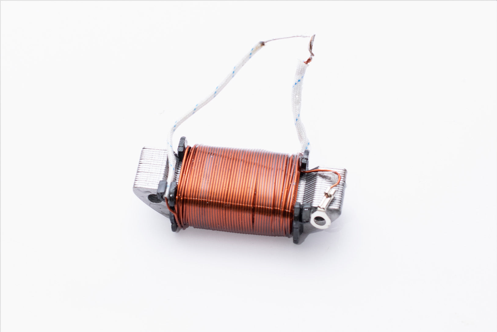 bobinas-de-luces 125cc (199-bob-luces-carga-dtk-152-special)
